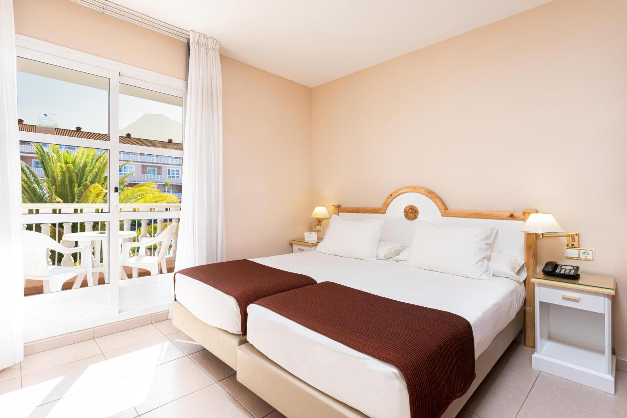 Hotel El Duque Costa Adeje  Exterior photo