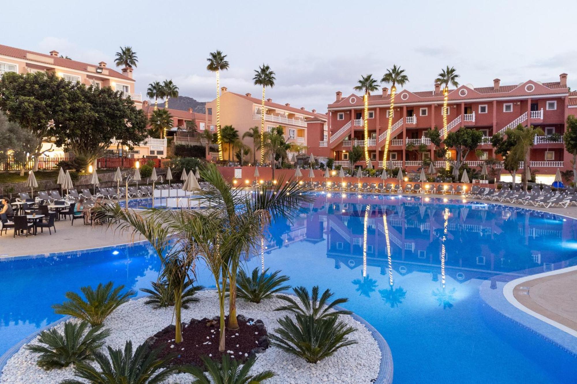Hotel El Duque Costa Adeje  Exterior photo