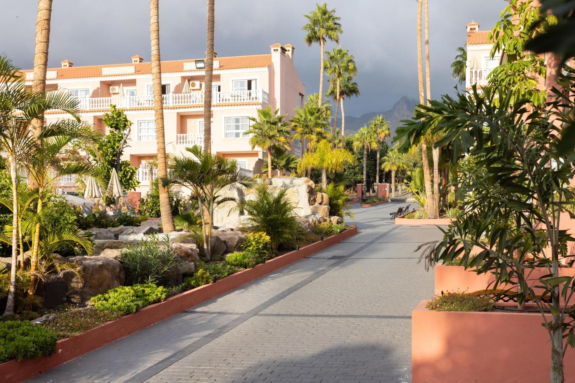 Hotel El Duque Costa Adeje  Exterior photo